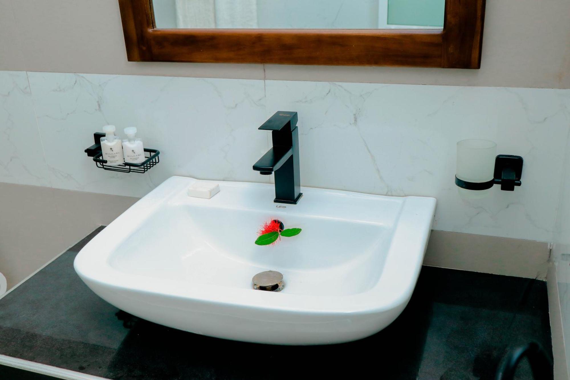 Dk Zur Einkehr Hotel Ахангама Экстерьер фото